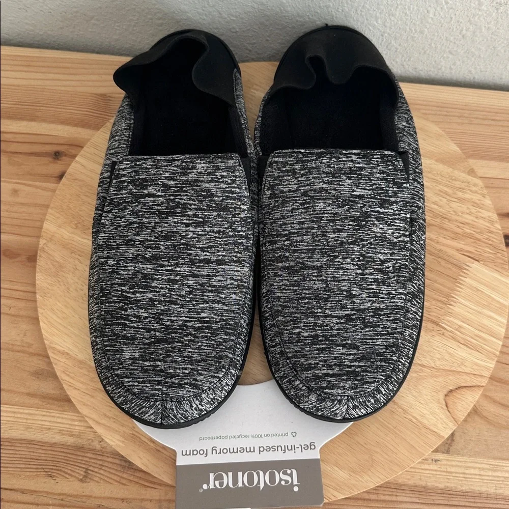Isotoner Mens Slip-On Slippers new XL 11/12